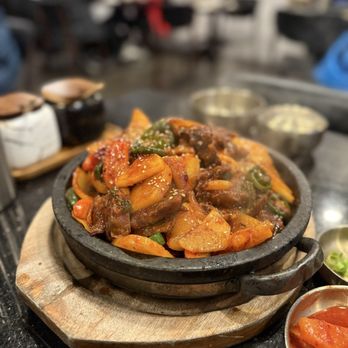 Daeho Kalbijjim and Beef Soup - Daeho Kalbijiim - Korean Near Me - Bellevue, Washington Daeho Kalbijjim and Beef Soup - Daeho Kalbijiim - Korean Near Me - Bellevue, Washington