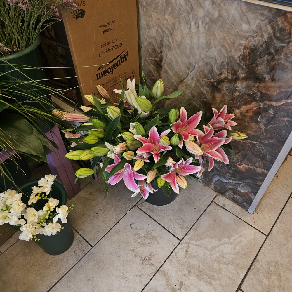 The Flower Boutique - Florists Near Me - Brooklyn, New York