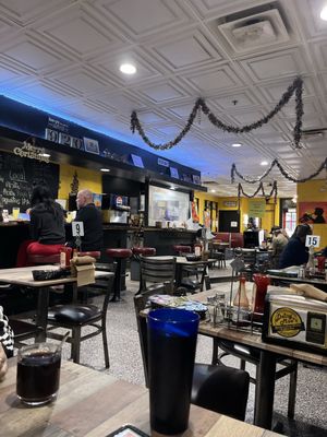 Daisy Mae's Southern Fried Chicken & Breakfast by null