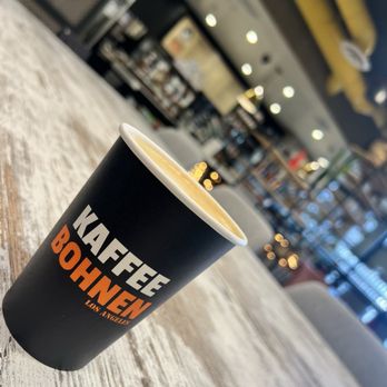 Kaffee Bohnen - Bohnen Latte plus vibes - Coffee & Tea Near Me - Los Angeles, California