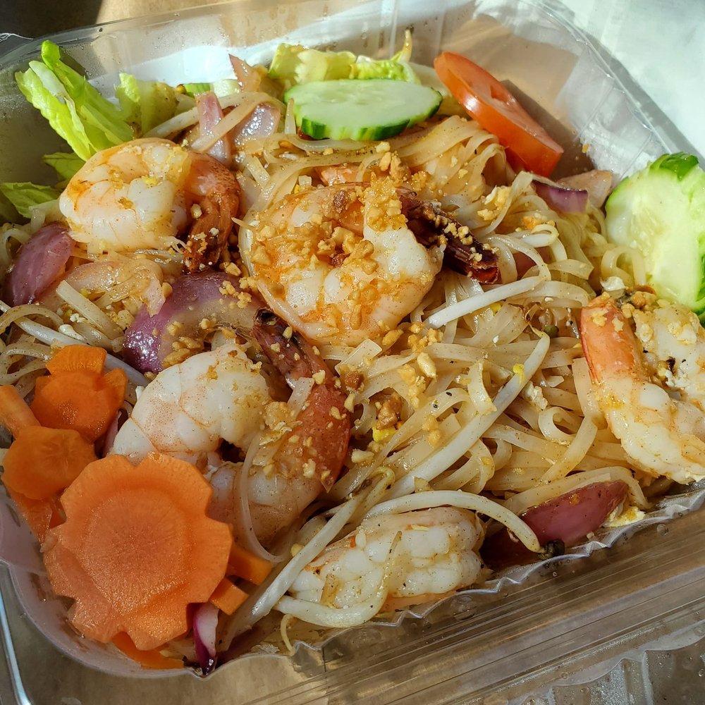 Saigon City - SHRIMP PAD THAI - Thai Near Me - Old Saybrook, Connecticut Saigon City - SHRIMP PAD THAI - Thai Near Me - Old Saybrook, Connecticut