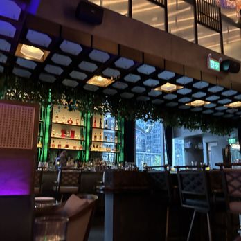 Mott 32 - Chinese Near Me - Toronto, Ontario