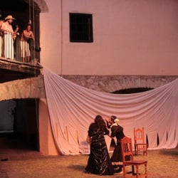 Mesón de San Antonio - Segundo Patio. Mi grupo de teatro en función.