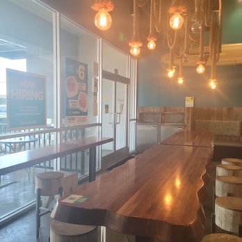 Ono Hawaiian BBQ - Indoor seating - Hawaiian Near Me - Riverside, California Ono Hawaiian BBQ - Indoor seating - Hawaiian Near Me - Riverside, California