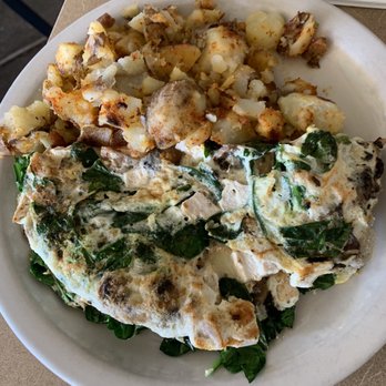 Betsy's Restaurant - Diners Near Me - Morgan Hill, California