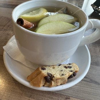 Café Alma - Recover- tea- Ginger turmeric tea, cinnamon, honey, apple, lemon - Breakfast & Brunch Near Me - Cincinnati, Ohio Café Alma - Recover- tea- Ginger turmeric tea, cinnamon, honey, apple, lemon - Breakfast & Brunch Near Me - Cincinnati, Ohio