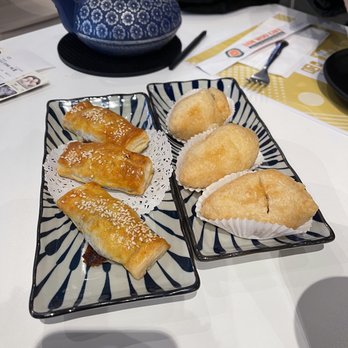 Sam Woo Cafe - Hame Sui Gok and Baked BBQ pork puffs - Desserts Near Me - Artesia, California Sam Woo Cafe - Hame Sui Gok and Baked BBQ pork puffs - Desserts Near Me - Artesia, California