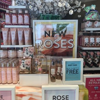 BATH & BODY WORKS - Updated July 2025 - 50 Photos & 15 Reviews - 4840 ...