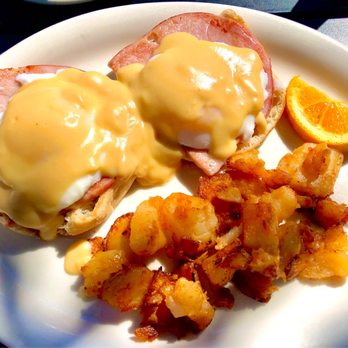 Red Viking Restaurant - My delicious Eggs Benedict, perfectly cooked. - Breakfast & Brunch Near Me - Solvang, California