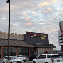 Pagoda - There are plenty of parking, but it was a bottleneck  to exit the parking lot.