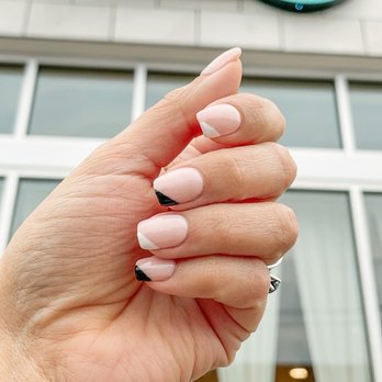 Chao Nail + Bar - Dip - Nail Salons Near Me - Nashville, Tennessee