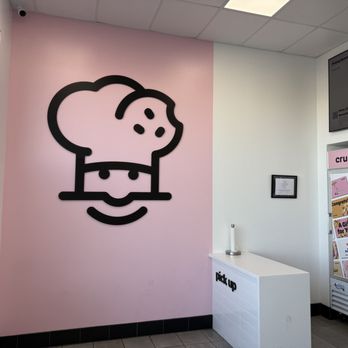 Crumbl - Golf Mill - Bakeries Near Me - Niles, Illinois