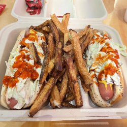 Dirty Franks Hotdog Palace - Two spicy slaw dogs