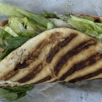 Tropical Smoothie Cafe - Chicken, bacon ranch wrap - Juice Bars & Smoothies Near Me - Oak Lawn, Illinois