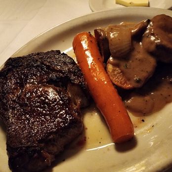 Bob's Steak & Chop House - Prime Ribeye - Steakhouses Near Me - Dallas, Texas Bob's Steak & Chop House - Prime Ribeye - Steakhouses Near Me - Dallas, Texas