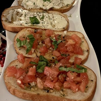 Vino E Pasta - Bruschetta.. basil/tomato and gorgonzola with honey - Italian Near Me - Tampa, Florida Vino E Pasta - Bruschetta.. basil/tomato and gorgonzola with honey - Italian Near Me - Tampa, Florida