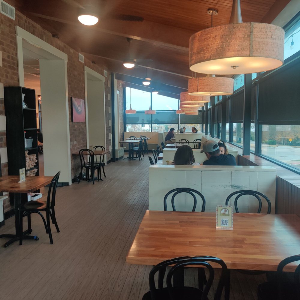 Petra - Indoor dining - Mexican Near Me - McKinney, Texas