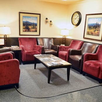 Five Star Ford Lincoln - Comfortable waiting room in our service department with big screen TV, complimentary coffee and Free WI-FI - Car Dealers Near Me - Aberdeen, Washington Five Star Ford Lincoln - Comfortable waiting room in our service department with big screen TV, complimentary coffee and Free WI-FI - Car Dealers Near Me - Aberdeen, Washington