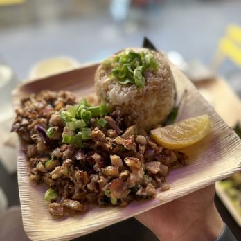 Kalye - BangSiLog (Fried Milkfish) - Filipino Near Me - New York, New York Kalye - BangSiLog (Fried Milkfish) - Filipino Near Me - New York, New York