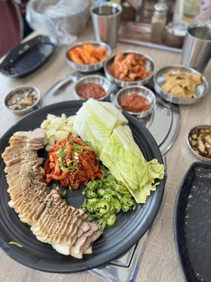 Myung Ga Haejangguk by null