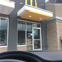 McDonald's - Entrance