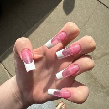 Nailpedia Salon - Super clear, with all the bubbles and buff marks plus my crooked unfiled natural nail - Nail Salons Near Me - Lincoln, Nebraska