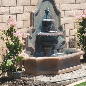 Santi's Fountains - Backyard fountain - Home Decor Near Me - Riverside, California