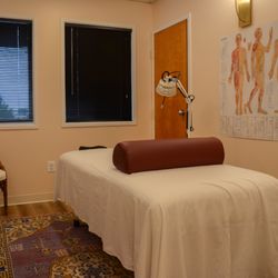 Calvert Rejuvenations Spa - Acupuncture treatment room #1/4