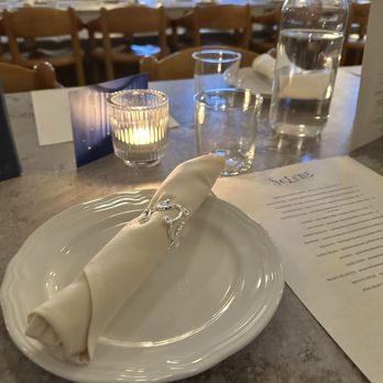 Selene - Burgers Near Me - Vancouver, British Columbia