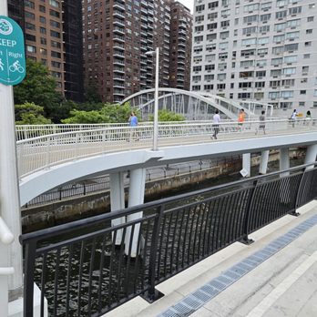 East River Waterfront Esplanade - Parks Near Me East River Waterfront Esplanade - Parks Near Me