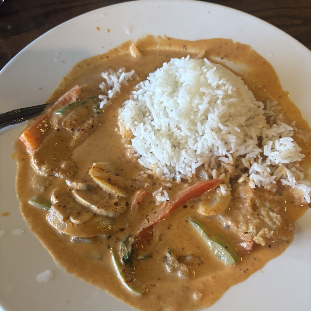 Thai Basil And Sushi Zen - Catfish Curry Special - Thai Near Me - Acworth, Georgia