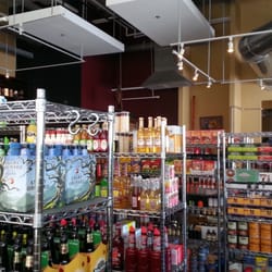 Stratton's Market - Colorful and packed with variety!