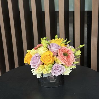 Chateau Bloom - Bloom box - Florists Near Me - Coral Gables, Florida