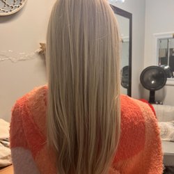Salon 11 ATX - Partial highlights and root brightner