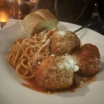 FERRO - Spaghetti e Polpette - Pizza Near Me - Idyllwild, California