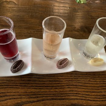 The Conche - Champagne and chocolate flight after a few Sips - Cocktail Bars Near Me - Leesburg, Virginia