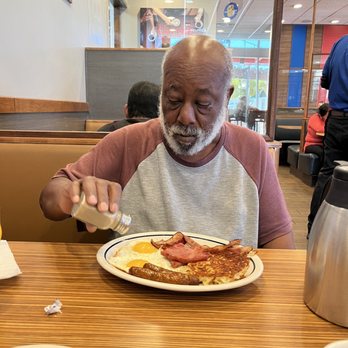 IHOP - My dads Bday yay. - Breakfast & Brunch Near Me - Palmdale, California IHOP - My dads Bday yay. - Breakfast & Brunch Near Me - Palmdale, California
