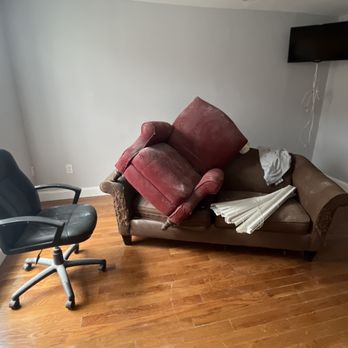 Charm City Haulers - Junk Removal & Hauling Near Me - Baltimore, Maryland