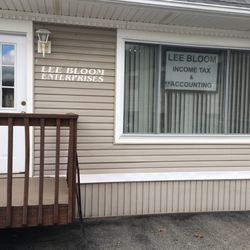 Lee Bloom Enterprises