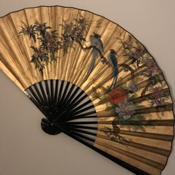 Anderson & Co. Salon - Decor in massage room