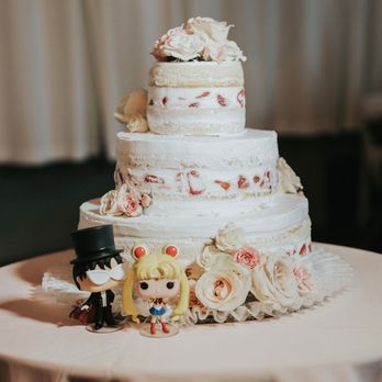 Yummy House Bakery - They made our wedding cake and accommodated to everything we wanted! They even deliver and set it up perfectly. - Bakeries Near Me - Seattle, Washington