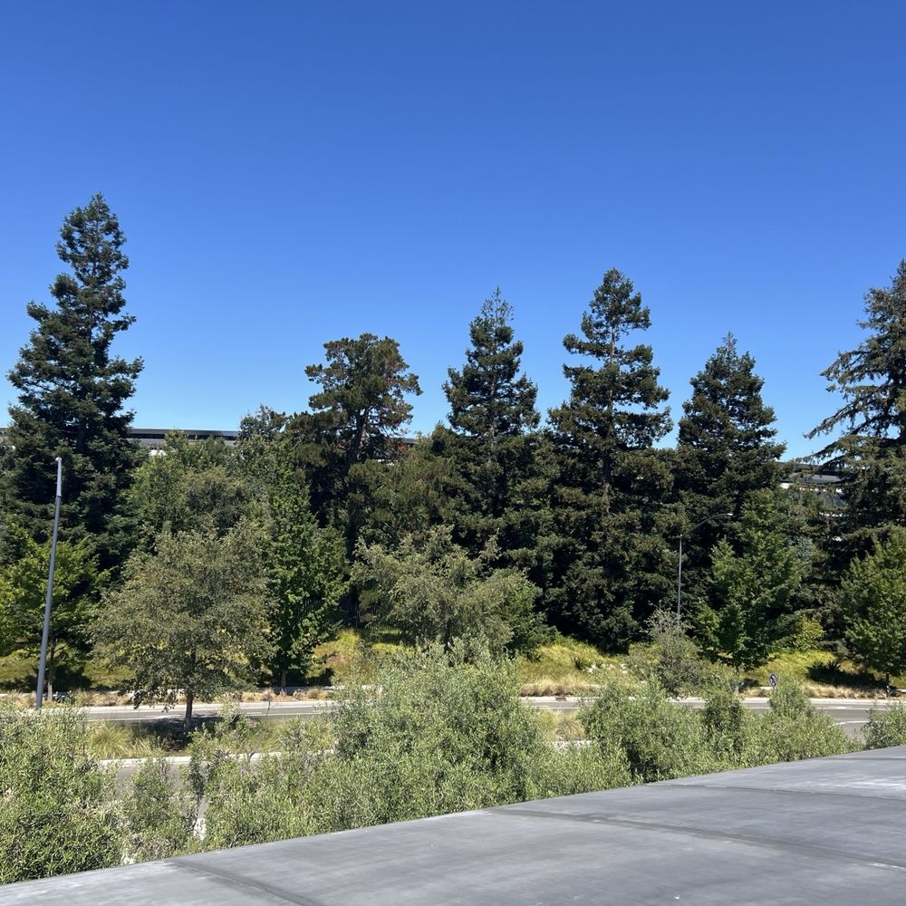 Apple Park Visitor Center - Computers Near Me - Cupertino, California Apple Park Visitor Center - Computers Near Me - Cupertino, California