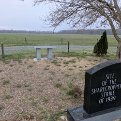 Sharecroppers Strike Memorial - Sharecroppers Strike Memorial, Charleston