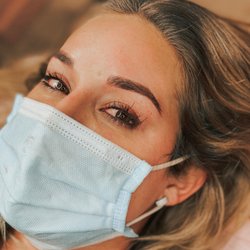 byLOMUNS Studios - MICROBLADING