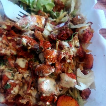 Byg Daddys Pizza - Chicken over rice with white sauce - Pizza Near Me - New Britain, Connecticut