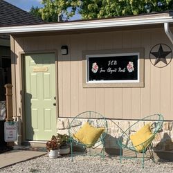 Jens Elegant Nails - My little oasis!