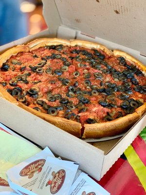 Zachary's Chicago Pizza by null