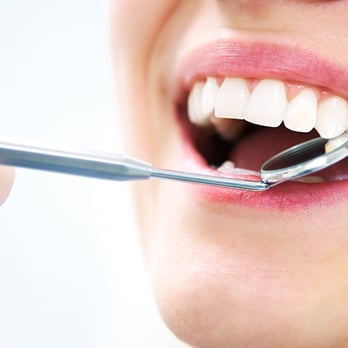 Michael Kim and Melissa Lentz - Dr. Michael Kim, DDS: Healthy Smile, Gentle Touch - General Dentistry Near Me - Mequon, Wisconsin Michael Kim and Melissa Lentz - Dr. Michael Kim, DDS: Healthy Smile, Gentle Touch - General Dentistry Near Me - Mequon, Wisconsin
