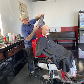 Diligents Barber Club - Barbers Near Me - Corona, California