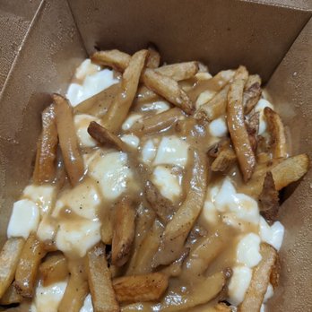 Knuckle Sandwich - Poutine - Poutineries Near Me - Toronto, Ontario